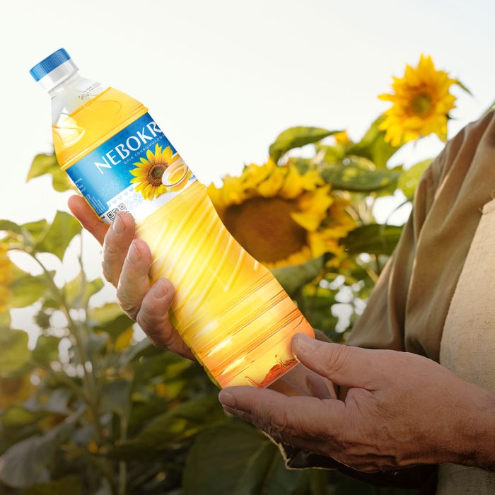 screen8_nebokray-oil_1920x1282px-4